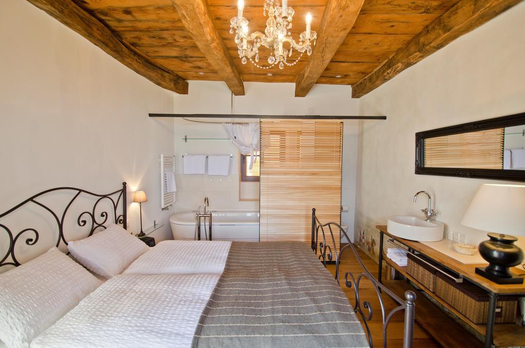 Case Di Sotto, House & Breakfast Muralto Номер фото